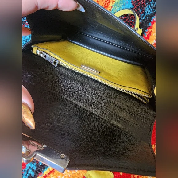 Authentic Prada Saffiano Top Handle Bag Or Crossbody Bag - Picture 4 of 16